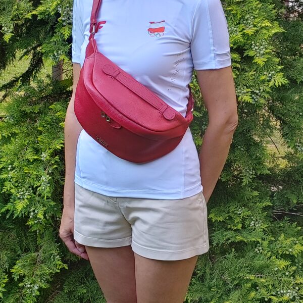 Duża damska nerka VEZZE wzór 605